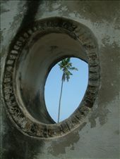 The door of non return facing the Atlantic Ocean on the Coast of Ghana: by jkayigema, Views[199]