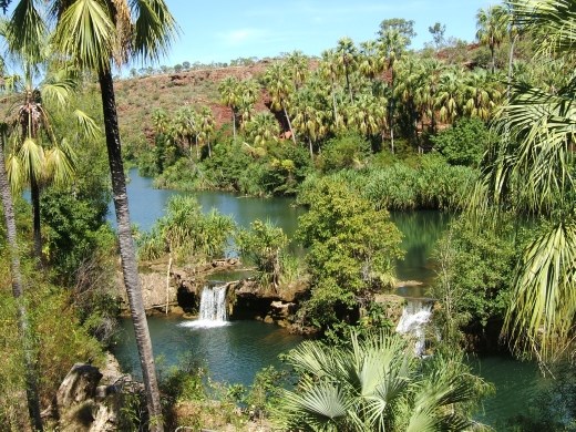 Looking down onto the falls between the first and second gorges
