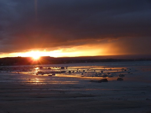 'From the rising of the sun to the going down of the same, the Lord's name is to be praised.'
- Psalm 113:3
Sunset on Wasaga Beach