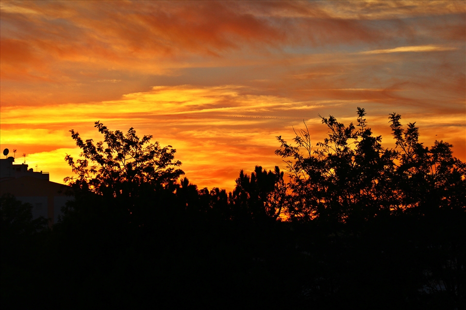 When The Sun Goes Down