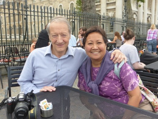 Ed and Nikki at Pub on Thames