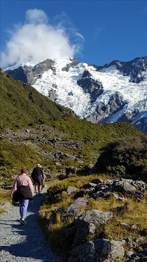 Walking Mt Cook
