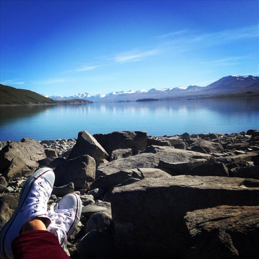 Relaxing with a clear mind by Lake Tekapo
