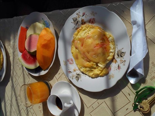 Typical Cuban breakfast. Always lots of tropical fruit and fresh juices.