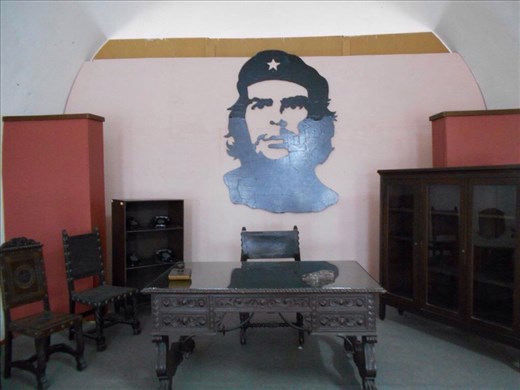 All the barracks in the fort are now used as an art gallery. Che makes an appearance of course.