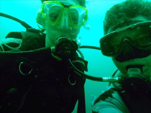 Woo hoo hoo, first dive together over the ship wreck.