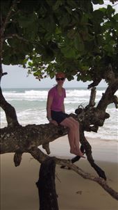 Red Frog Beach. Now just hangin' instead of chillin': by jorjejuanita, Views[259]