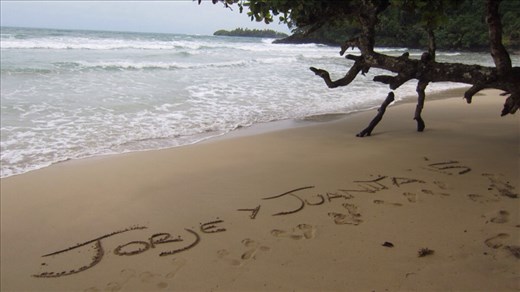 Red Frog Beach, no frogs to see so we made our own entertainment