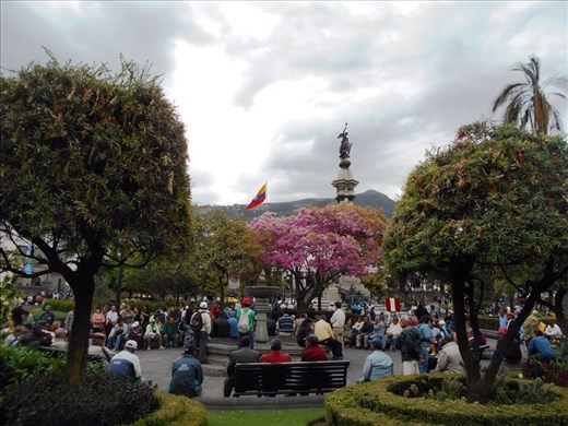 Plaza de la Independencia, monument of independence. The prettiest plaza by far, not many of the big cities we have visited have many or any trees or flowers or plants. 