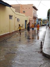 Cuban kids being futbol fanatics. In the street while it's raining, don't even need shoes to play. We did watch The Champions League so it was a big weekend for it.: by jorjejuanita, Views[326]