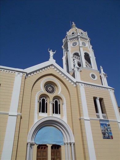 Casco Viejo (Panama old town). San Fransisco church.