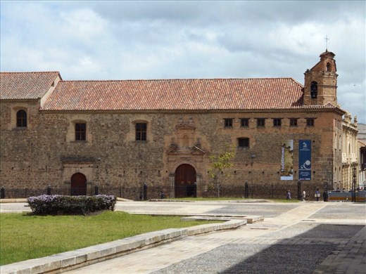 Not sure what this pic is of. Must of been impressive at the time. Jorje says: 