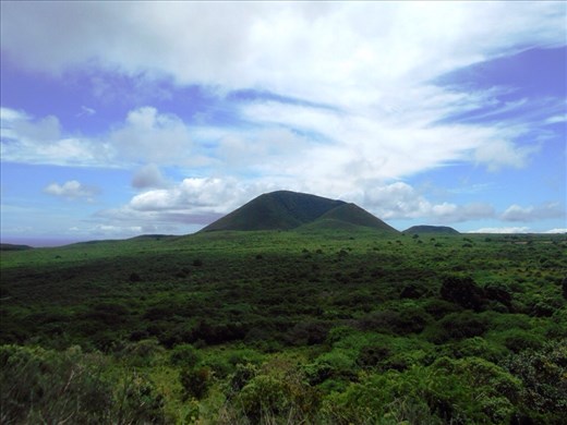 Floreana volcano