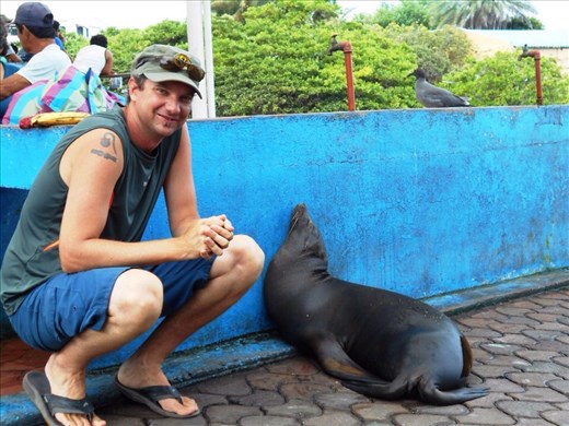 Jorje and his sea-lion buddy at the markets