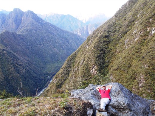 Jorje relaxing at the bottom of the Intipata terraces. End of Day 3