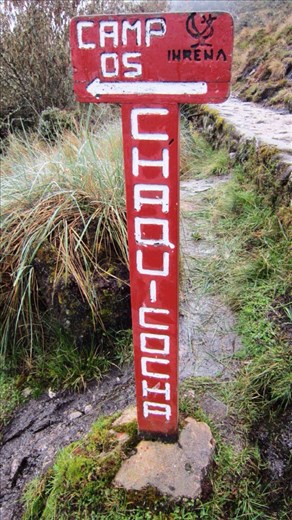 Pointing the way to our Day 2 campsite