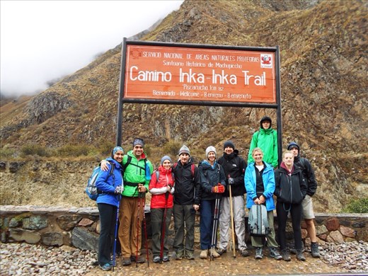 The trekking crew. From left to right.
Punit, Av, Sarah, Danny, Juanita, Jorje, Alison, Ellie, Dave. Rear, Conner