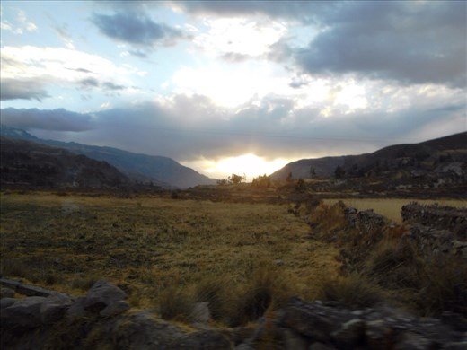 Sunset at Uyo Uyo ruins. Pretty.