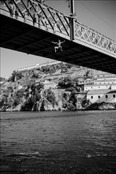 Boys and girls alike dive for fun and coins thrown by tourists: by joseferreira, Views[347]