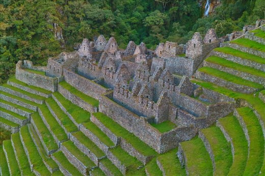 Ruins along the Inca Trek