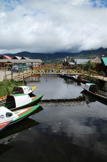 Walking through the small town near the laguna