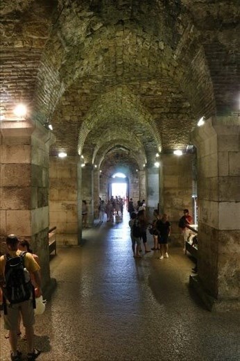 Underground markets, also used as the cave Danerys keeps her dragons in Mereen.