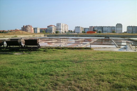The healing mud baths at the lake