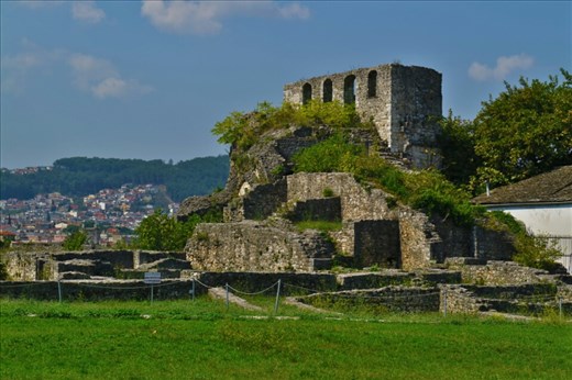 Inside the fortress grounds in Iounnina