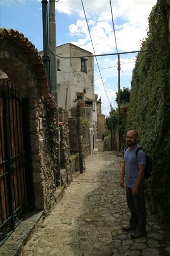 Walking from Minori to Amalfi