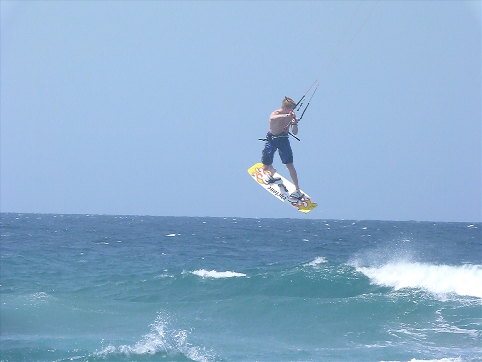 my brother tearing up some water on the kiteboard