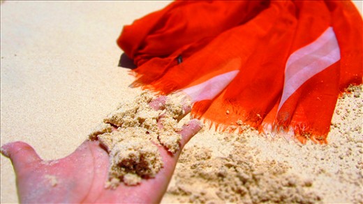 The feel of the sand on my palm and the equally worn out scarf seem to finally found its home after the butt-numbing ride and despite the scorching heat of the sun. A priceless reward from nature for a weary traveler who journeyed more than 8 hours just to uncover this off-the beaten path. 