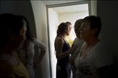 Israeli citizens run to a shelter after hearing sirens of a rocket attack : by jsilberbush, Views[321]