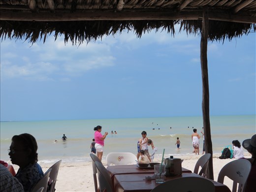 Lunch on beach - Progresso