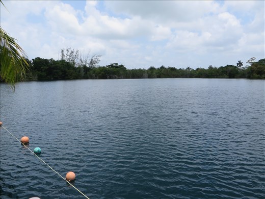 Cenote Azul - Bacalar