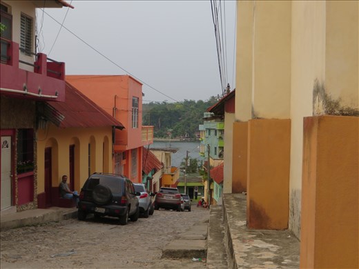 Flores - streetscape