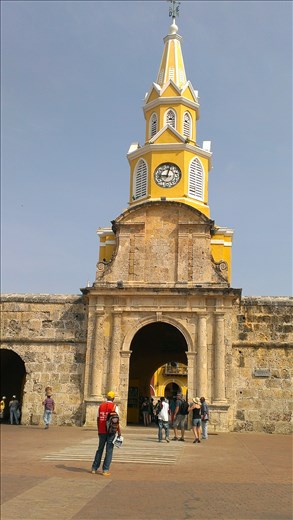 Gateway into Historic old town - Cartagena
