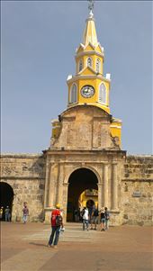 Gateway into Historic old town - Cartagena: by jugap, Views[300]