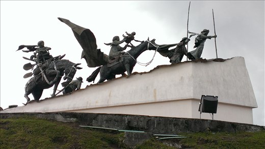 Sculpture at viewpoint - Manizales