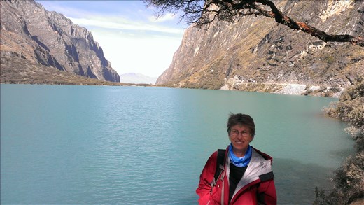 Lago Chinancocha - near Huarez 