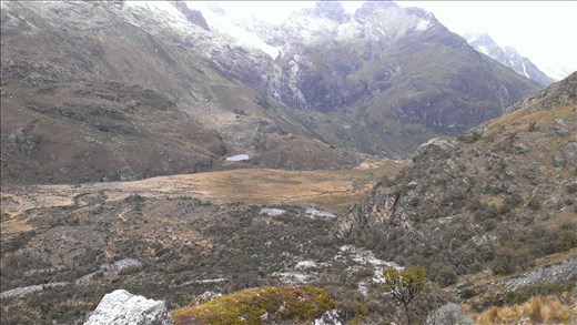 View of hike area down from Laguna 69