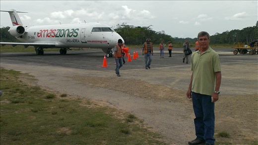 Rurrenbarque - waiting to get on plane