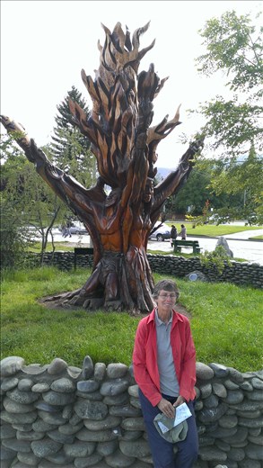 Carving in park - El Bolson