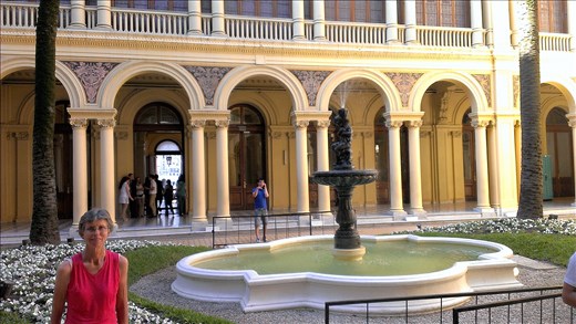 Inside Pink house - Buenos Aires 