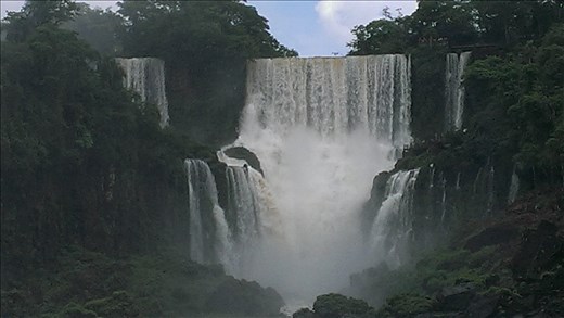 Iguazu Falls - water level