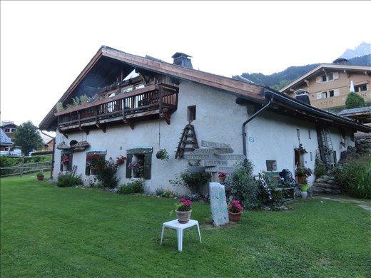 La Bon Ferme de Papa - renovated farmhouse - our bed after a long day 1