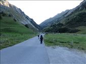 Start day 3- walk along valley floor for 1 hr along road.Easy start.: by jugap, Views[302]