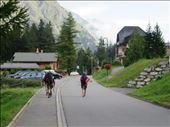 Start of walk along valley floor: by jugap, Views[332]