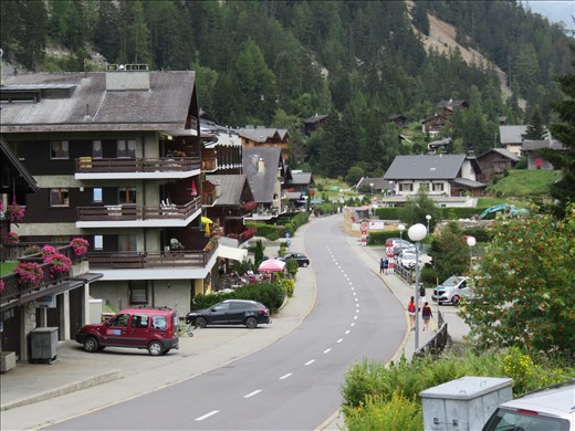 Champec-Lac streetscape