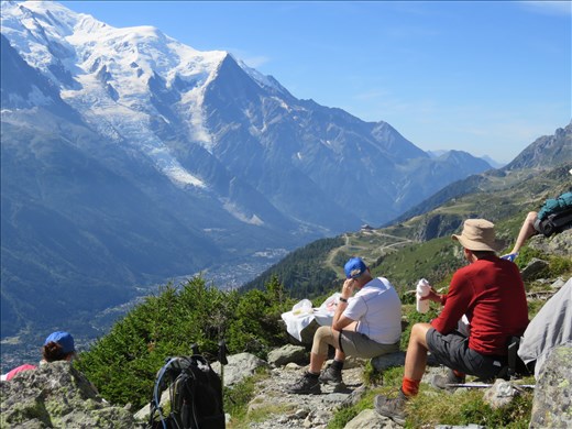 RElaxing at lunchstop