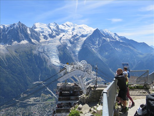 The first cable car we get on to go down ( to where we had our drink stop 2075m)